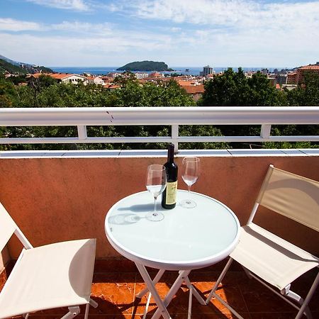 Dom Apartments Budva Eksteriør billede