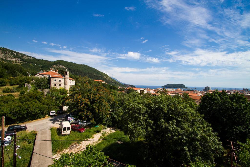 Dom Apartments Budva Eksteriør billede