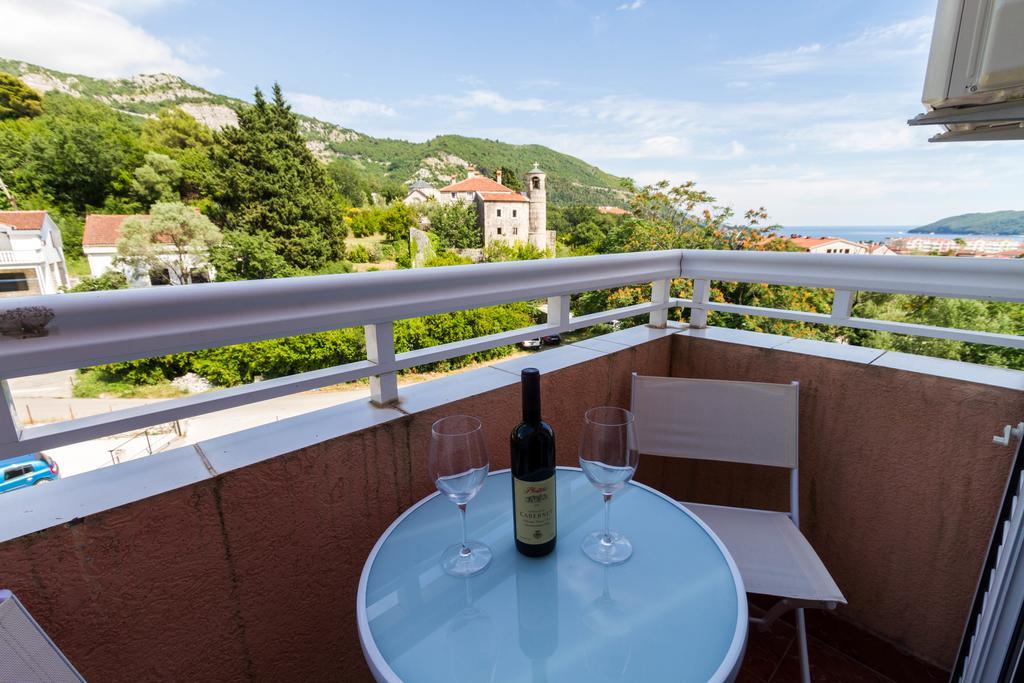 Dom Apartments Budva Eksteriør billede