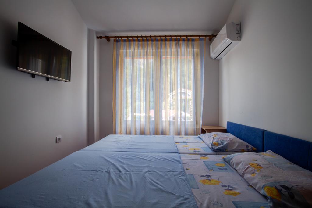 Dom Apartments Budva Eksteriør billede